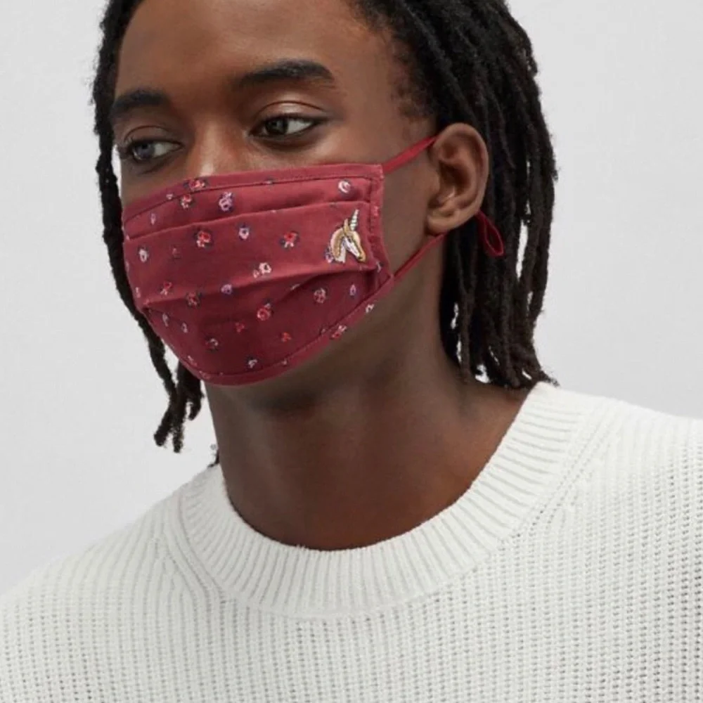 COACH • Uni Face Mask With Mini Vintage Rose Print